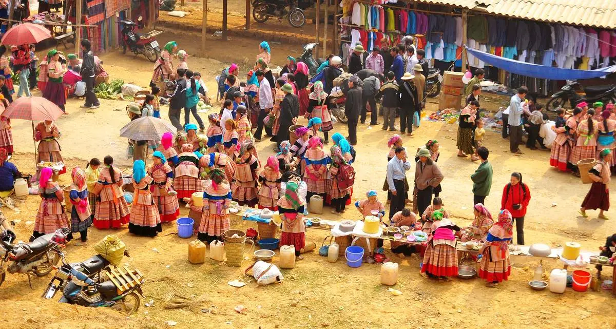 Tìm hiểu về phong tục tập quán của người Mông ở Mèo Vạc - Hà Giang