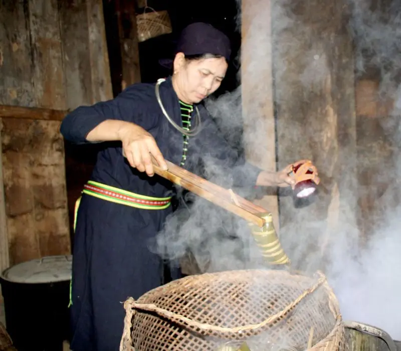 B&aacute;nh chưng g&ugrave;: Tinh hoa ẩm thực v&ugrave;ng cao 6