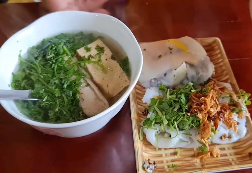 B&aacute;nh cuốn phố cổ Đồng Văn &ndash; M&oacute;n ngon 4 m&ugrave;a đến H&agrave; Giang đều phải thử 7