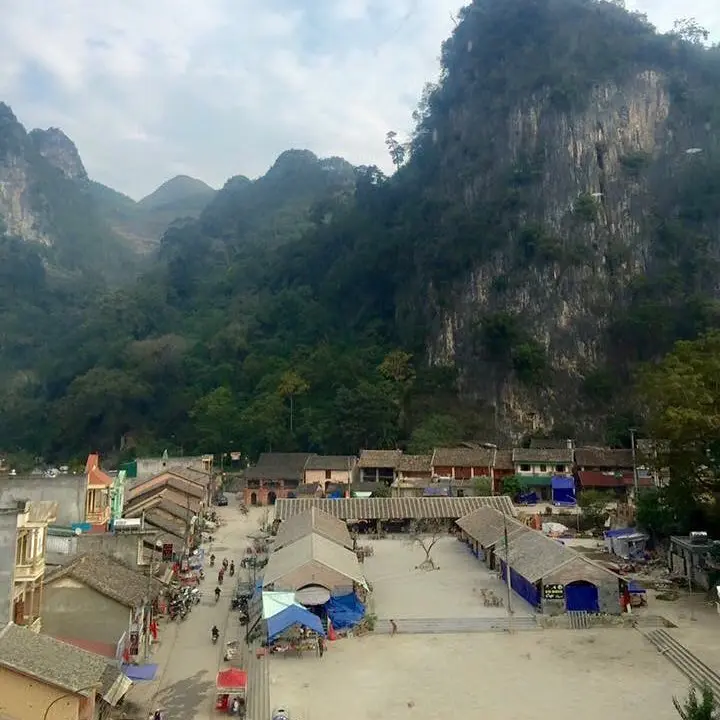 Vị ngon của m&oacute;n thắng cố Đồng Văn - H&agrave; Giang hấp dẫn cả một khu chợ 2