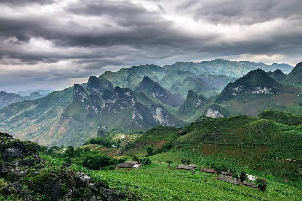 Hướng dẫn chinh phục cung đường hiểm trở nhất H&agrave; Giang 6