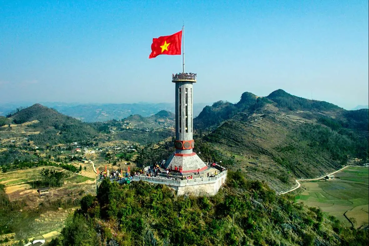 Hướng dẫn đi H&agrave; Giang từ H&agrave; Nội bằng xe m&aacute;y an to&agrave;n 11