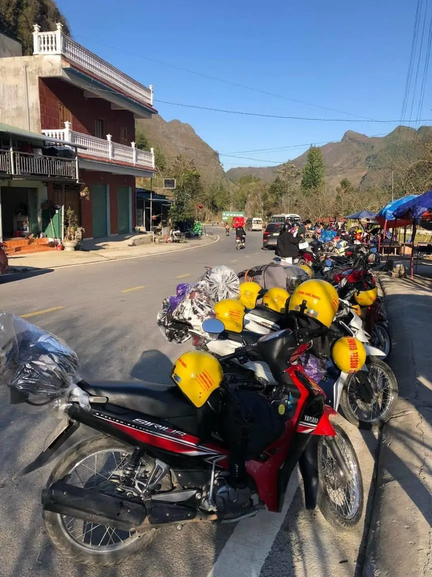 Nằm l&ograve;ng hướng dẫn thu&ecirc; xe m&aacute;y đi Đồng Văn, M&egrave;o Vạc từ H&agrave; Giang 2