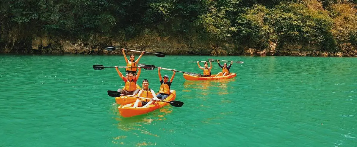 Trải nghiệm đi thuyền trên sông Nho Quế lãng mạn và êm đềm