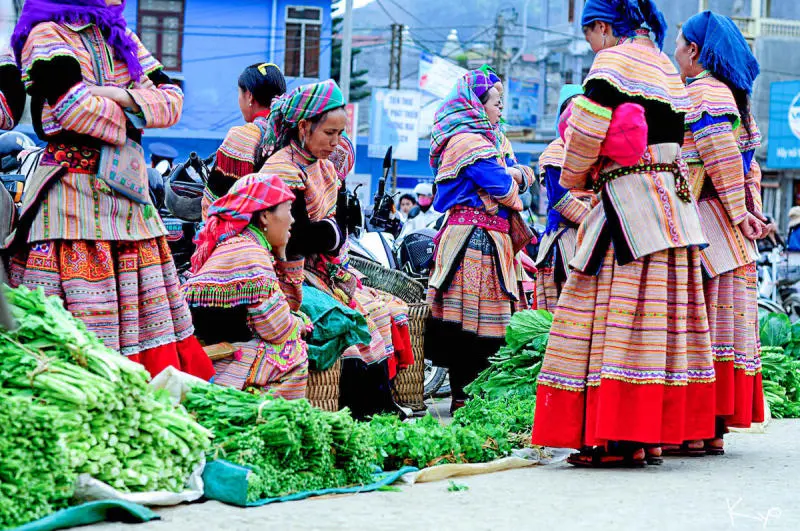 Chợ tr&ecirc;n đ&aacute;, n&eacute;t đặc trưng của v&ugrave;ng cao H&agrave; Giang 3