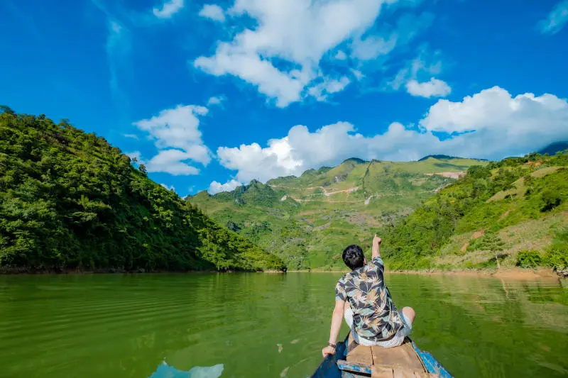 Đến S&ocirc;ng Nho Quế trải nghiệm một ng&agrave;y kh&aacute;m ph&aacute; c&ugrave;ng người th&acirc;n y&ecirc;u 6