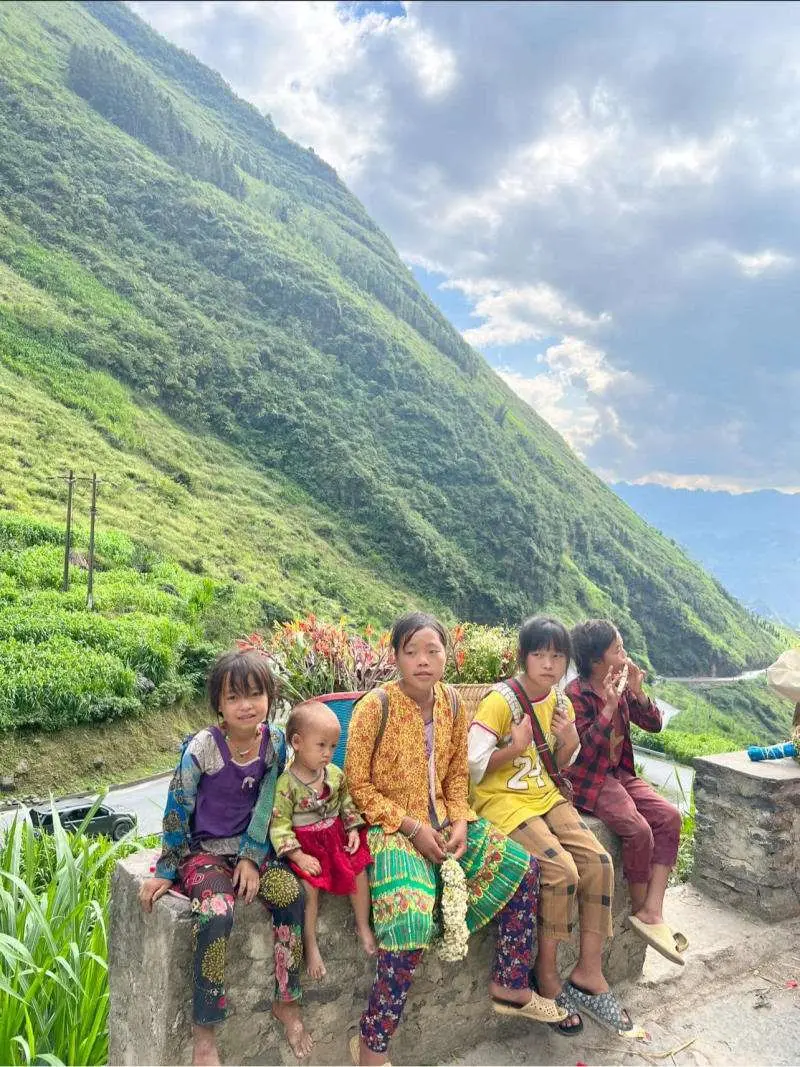 Dốc Thẩm M&atilde; uốn lượn đẹp m&ecirc; hồn tr&ecirc;n cao nguy&ecirc;n đ&aacute; H&agrave; Giang 5