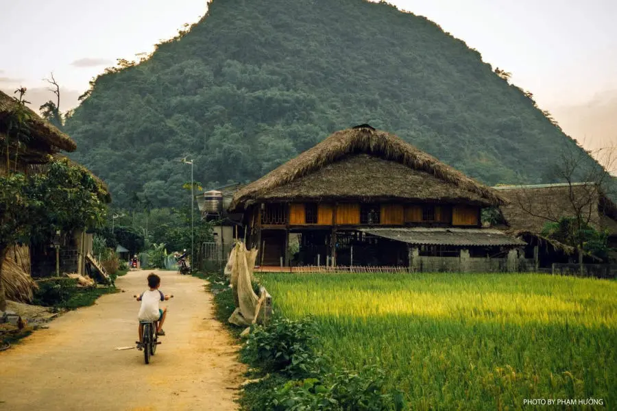 L&agrave;ng qu&ecirc; H&agrave; Giang y&ecirc;n b&igrave;nh v&agrave;o mỗi buổi chiều tr&ecirc;n cao nguy&ecirc;n đ&aacute; 12