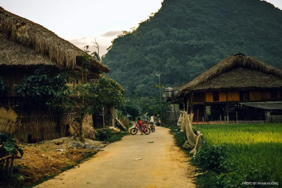 L&agrave;ng qu&ecirc; H&agrave; Giang y&ecirc;n b&igrave;nh v&agrave;o mỗi buổi chiều tr&ecirc;n cao nguy&ecirc;n đ&aacute; 8