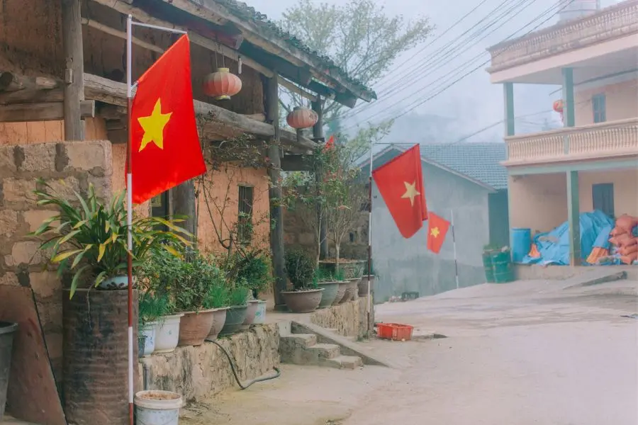 Review H&agrave; Giang, kh&aacute;m ph&aacute; bức tranh đời thường nơi cao nguy&ecirc;n đ&aacute; b&igrave;nh y&ecirc;n 9