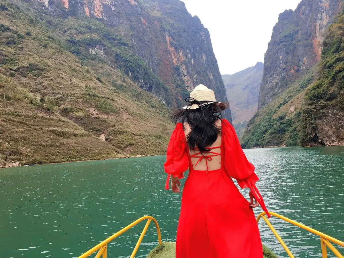 Review h&agrave;nh tr&igrave;nh H&agrave; Nội - H&agrave; Giang của c&ocirc; n&agrave;ng xinh đẹp L&ecirc; B&igrave;nh 7