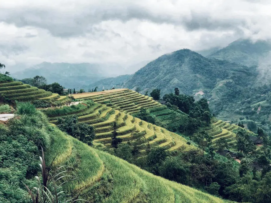 Vi vu H&agrave; Giang đi t&igrave;m b&igrave;nh y&ecirc;n tr&ecirc;n v&ugrave;ng cao xinh đẹp 4