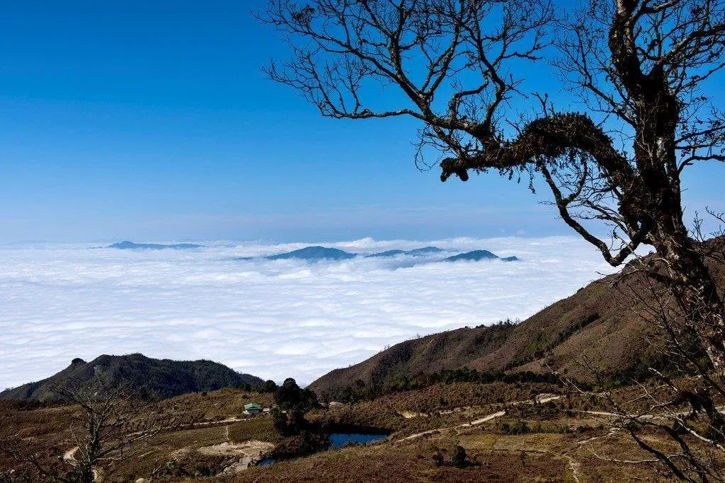 Lịch tr&igrave;nh Săn m&acirc;y tr&ecirc;n đỉnh T&acirc;y C&ocirc;n Lĩnh cao nhất nh&igrave; H&agrave; Giang 3