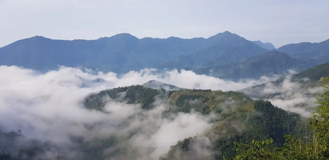 Trải nghiệm lịch tr&igrave;nh H&agrave; Giang tự t&uacute;c 3N2Đ săn m&acirc;y tr&ecirc;n cao nguy&ecirc;n đ&aacute; c&ugrave;ng MIA.vn 4