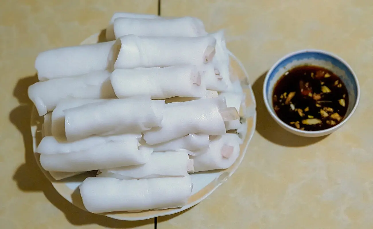 Đến Hạ Long du lịch nhớ thử hết c&aacute;c m&oacute;n đặc sản trong danh s&aacute;ch n&agrave;y bạn nh&eacute; 8