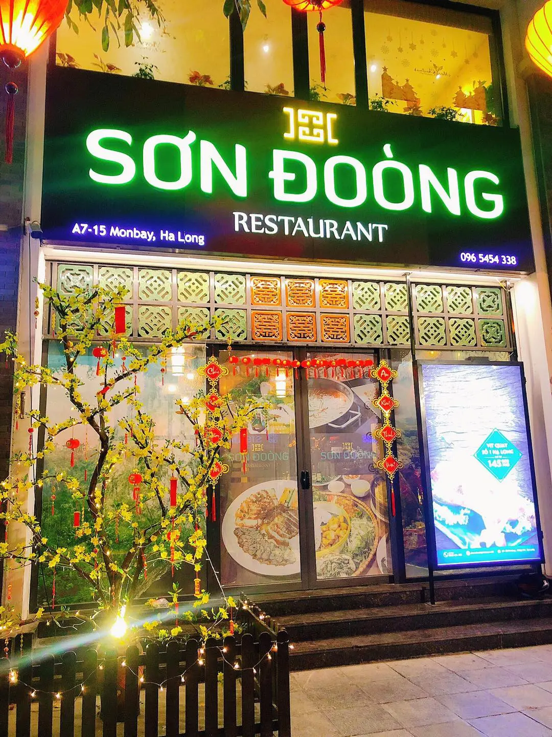 Hương vị đậm đ&agrave; của những m&oacute;n ăn Việt tại Nh&agrave; H&agrave;ng Sơn Đo&ograve;ng Hạ Long 3