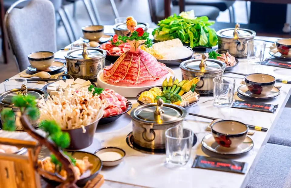 Lưu ngay list top 9 nh&agrave; h&agrave;ng Hạ Long n&agrave;y để khỏi bỡ ngỡ 2
