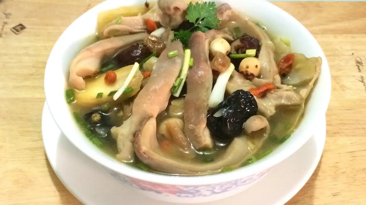 Nh&agrave; h&agrave;ng Ho&agrave;ng Qu&acirc;n &ndash; Nh&agrave; h&agrave;ng uy t&iacute;n v&agrave; chất lượng với gi&aacute; cả nhẹ nh&agrave;ng 10