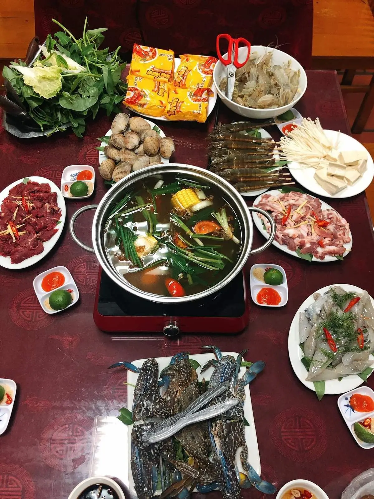 Nh&agrave; h&agrave;ng Hồng Minh Hạ Long - Team m&ecirc; ẩm thực nhất định phải xem b&agrave;i viết n&agrave;y 7