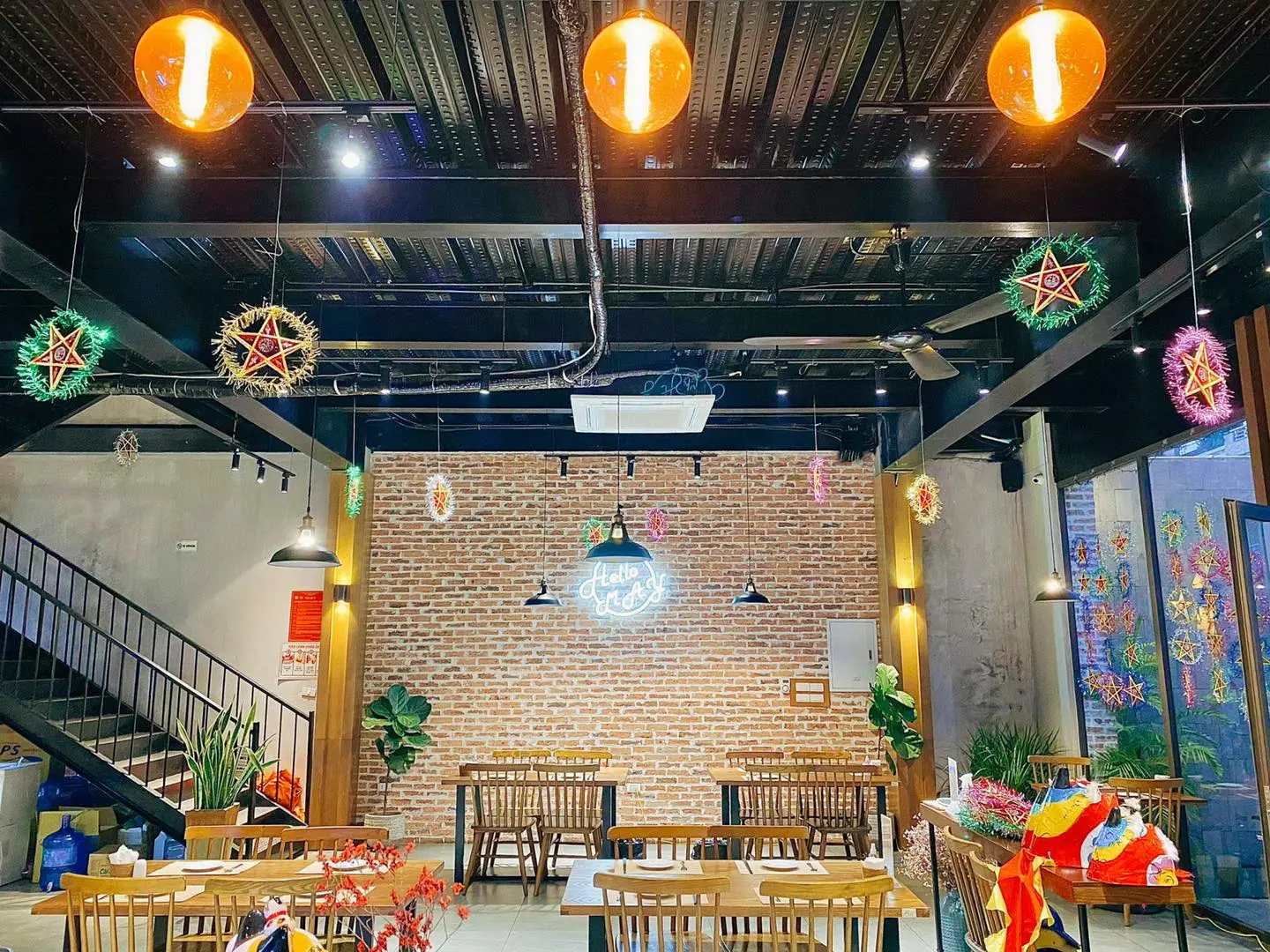 Nh&agrave; h&agrave;ng May Corner Hạ Long - Thi&ecirc;n đường ẩm thực vạn người m&ecirc; 3