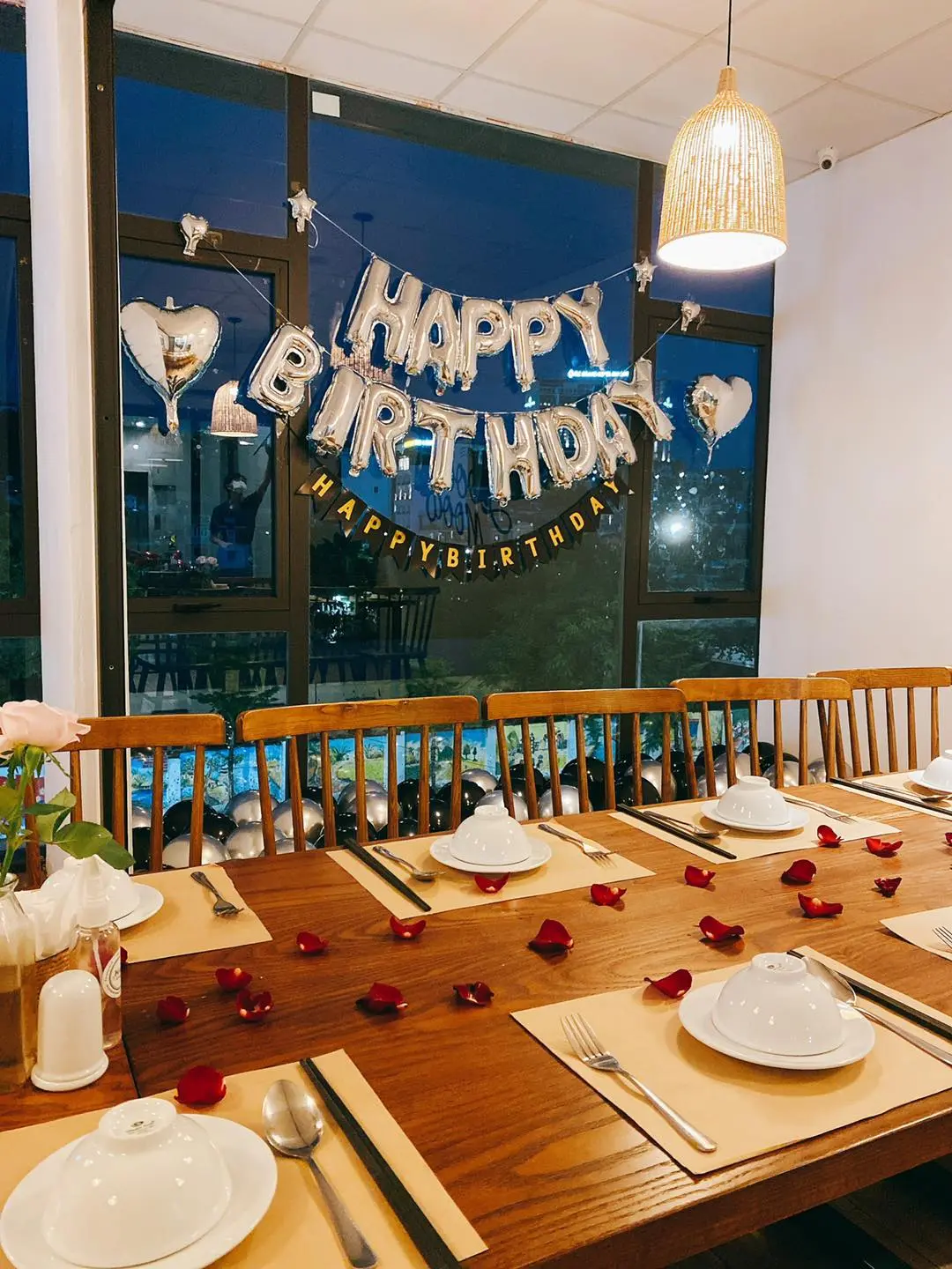 Nh&agrave; h&agrave;ng May Corner Hạ Long - Thi&ecirc;n đường ẩm thực vạn người m&ecirc; 11