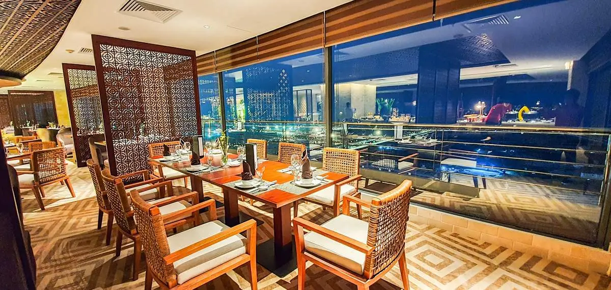 Nh&agrave; h&agrave;ng Panorama Hạ Long &ndash; Thưởng thức ẩm thực với view ngắm cảnh cực xịn 5