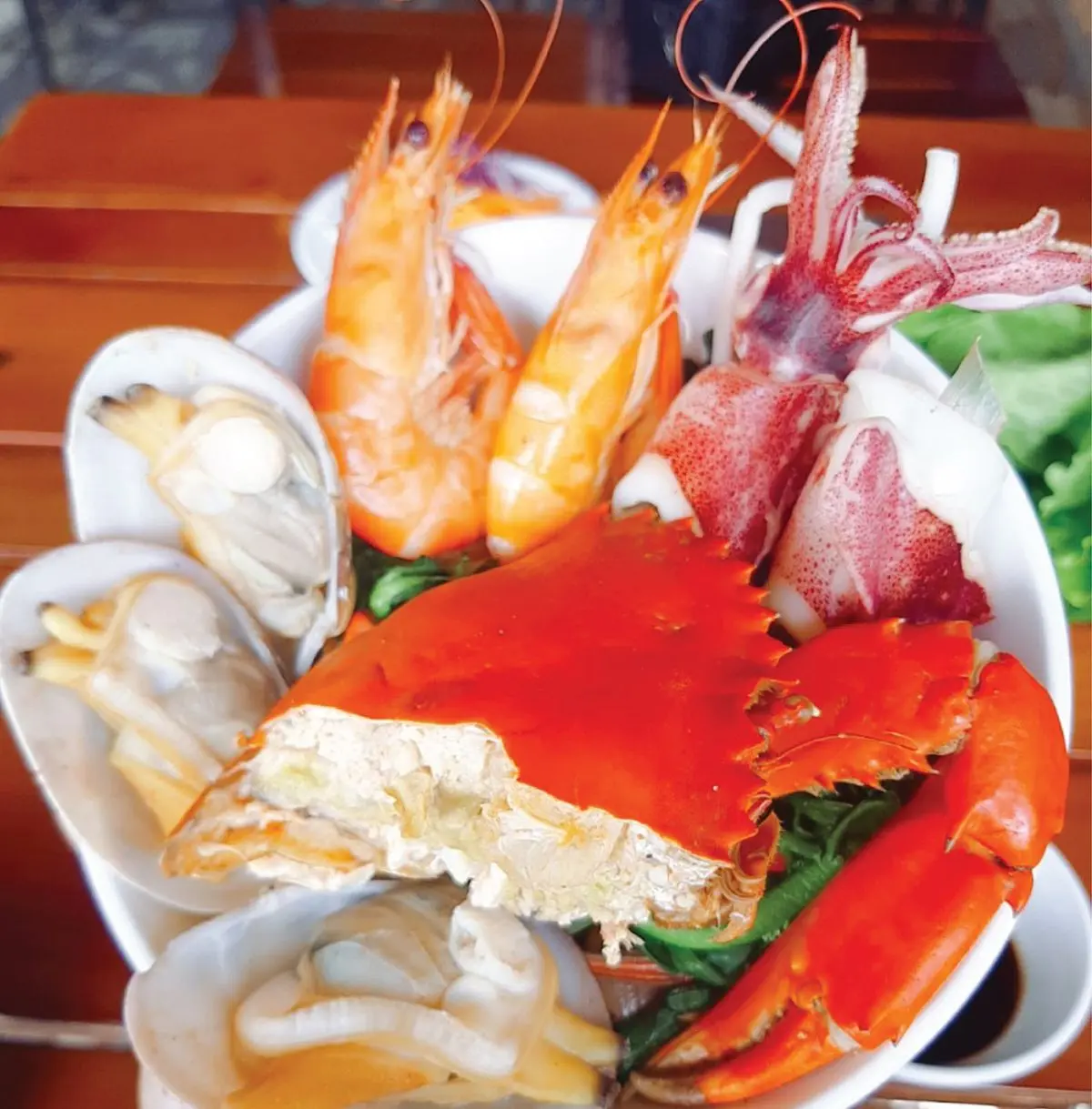 Nh&agrave; h&agrave;ng Sen &Aacute; Đ&ocirc;ng Hạ Long - Buffet hải sản sang, xịn, mịn 11