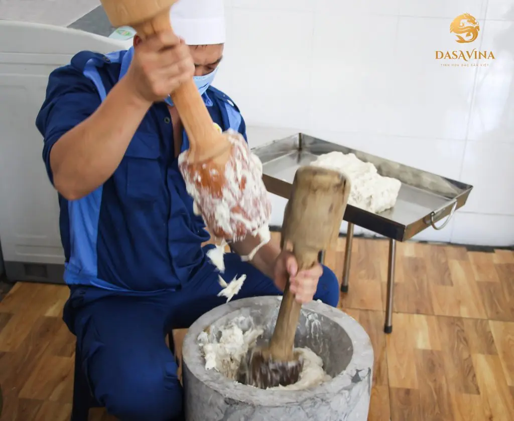 Ở b&agrave;i viết n&agrave;y c&oacute; tổng hợp những điểm b&aacute;n chả mực uy t&iacute;n tại Hạ Long 4