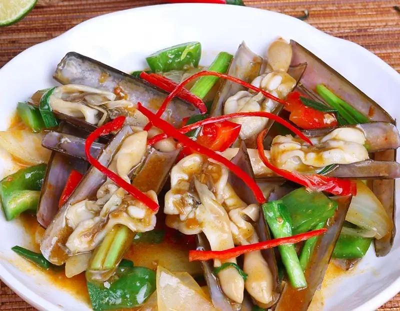 Thơm ngọt với m&oacute;n ốc m&oacute;ng tay chỉ c&oacute; tại v&ugrave;ng biển Quảng Ninh 5