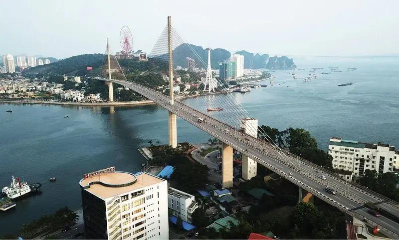 B&atilde;i Ch&aacute;y Hạ Long: Mảnh gh&eacute;p dịu m&aacute;t giữa ng&agrave;y h&egrave; Quảng Ninh 5