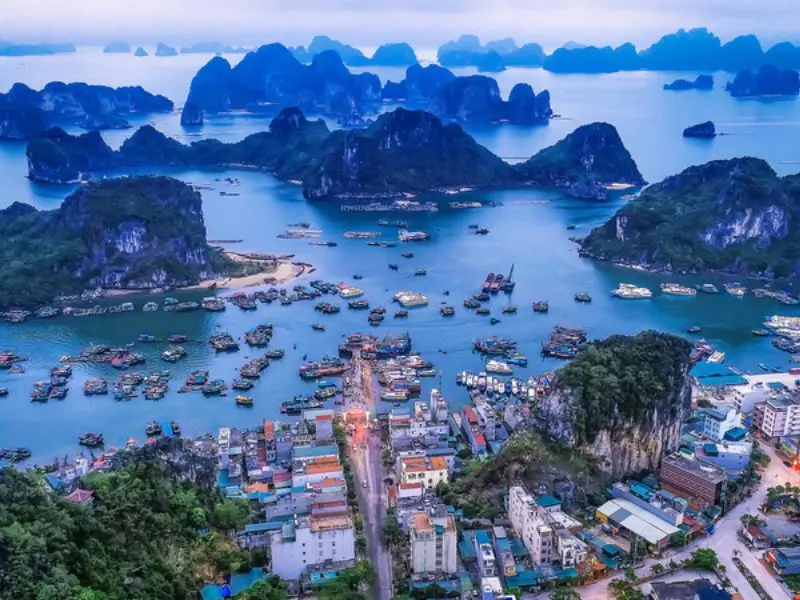 Bỏ t&uacute;i kinh nghiệm du lịch V&acirc;n Đồn cực hữu &iacute;ch cho bạn 2