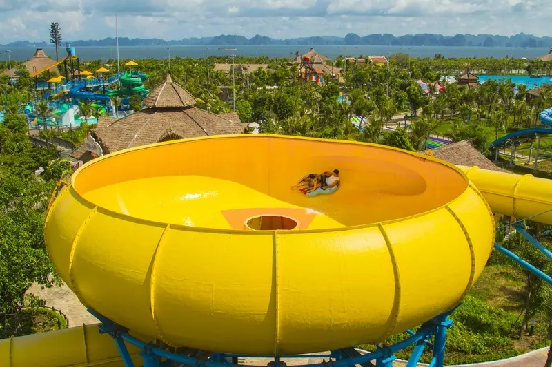 C&ocirc;ng vi&ecirc;n nước Hạ Long, kh&ocirc;ng gian giải tr&iacute; cực chất tại Sun World 10