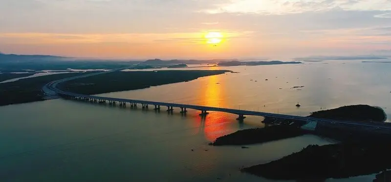 Kh&aacute;m ph&aacute; B&atilde;i D&agrave;i V&acirc;n Đồn, b&atilde;i biển hoang sơ v&agrave; thanh b&igrave;nh của Quảng Ninh 5