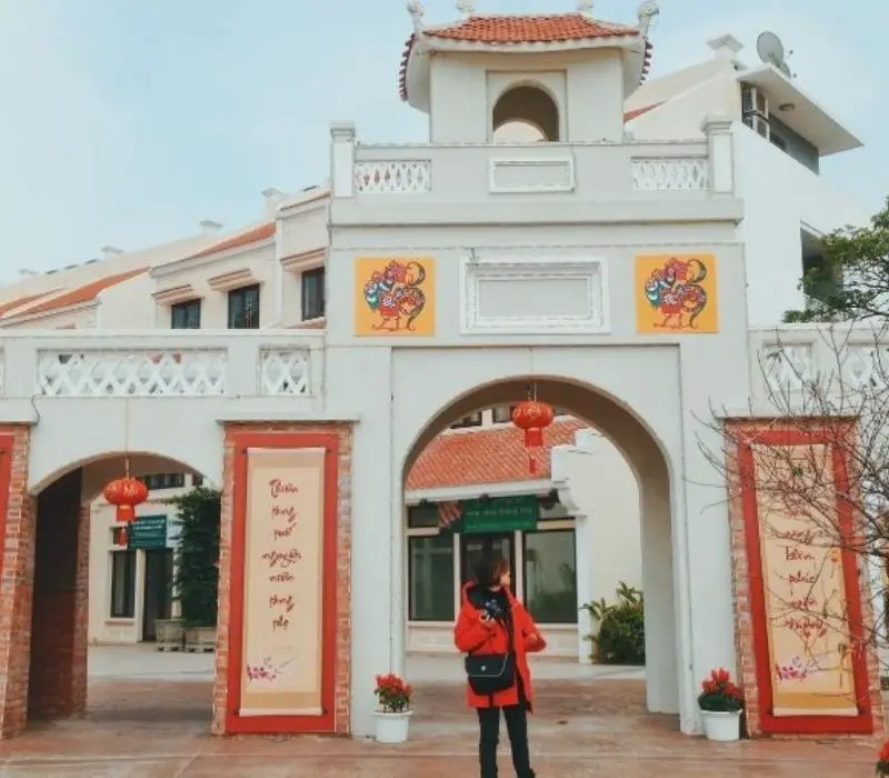 Kh&aacute;m ph&aacute; n&eacute;t đẹp ho&agrave;i niệm tại phố cổ B&atilde;i Ch&aacute;y 6