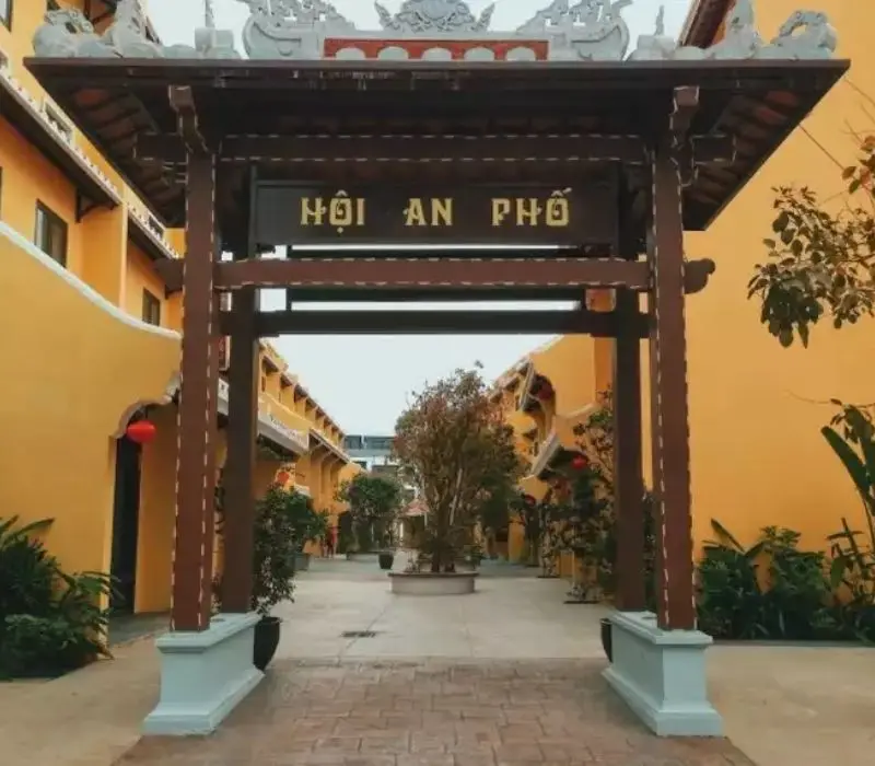 Kh&aacute;m ph&aacute; n&eacute;t đẹp ho&agrave;i niệm tại phố cổ B&atilde;i Ch&aacute;y 4