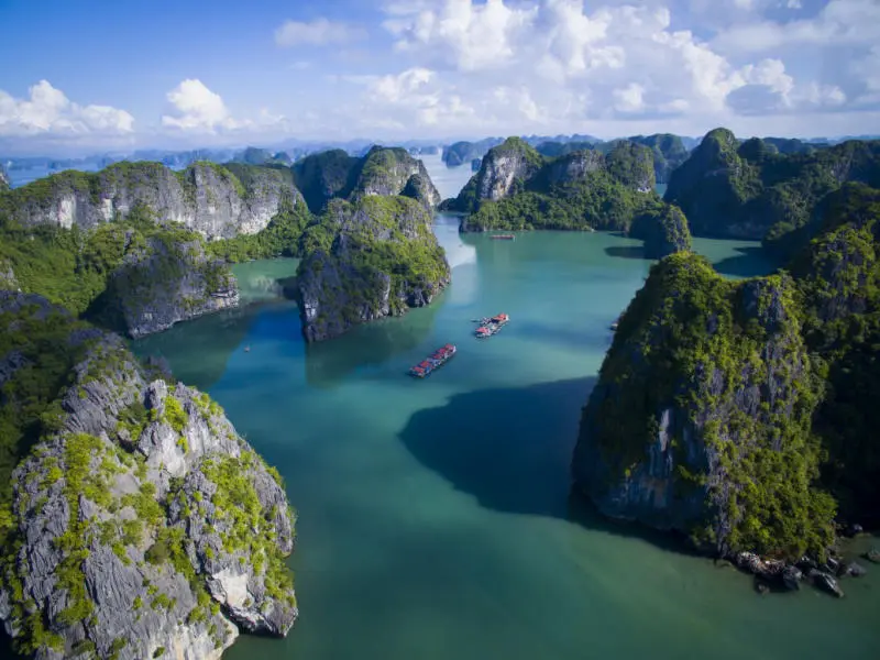 Kinh nghiệm kh&aacute;m ph&aacute; Hạ Long c&oacute; g&igrave; chơi từ A đến Z 5