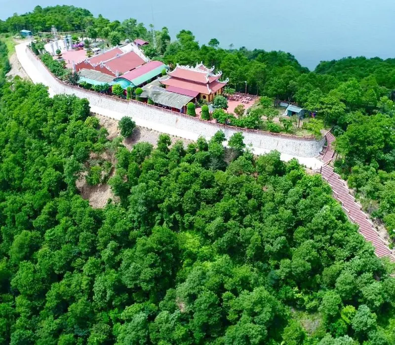 Đảo Thẻ Vàng Quảng Ninh một viên ngọc giữa Bái Tử Long