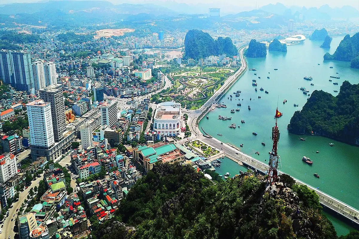 Lịch tr&igrave;nh phượt Hạ Long 2N1Đ v&ocirc; c&ugrave;ng hấp dẫn cho hội đam m&ecirc; kh&aacute;m ph&aacute; 6