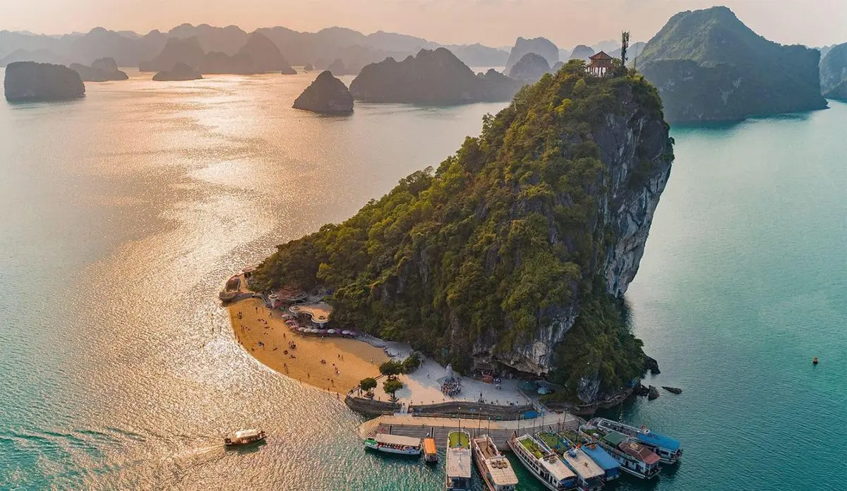 Nếu c&oacute; 24h ở Hạ Long, bạn sẽ l&agrave;m g&igrave;? 13