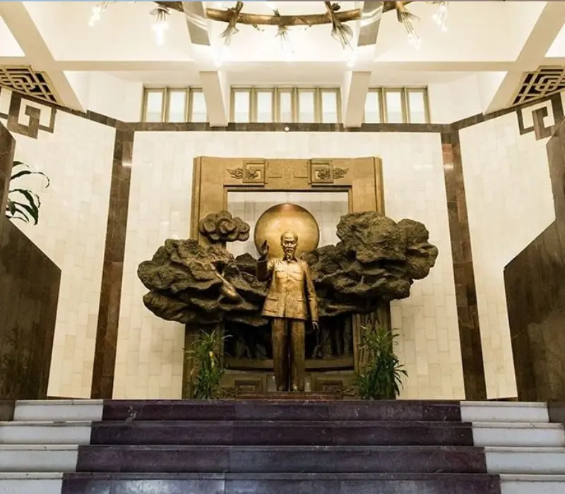 Bảo tàng Hồ Chí Minh Hà Nội: Nơi gìn giữ di sản cuộc đời Bác