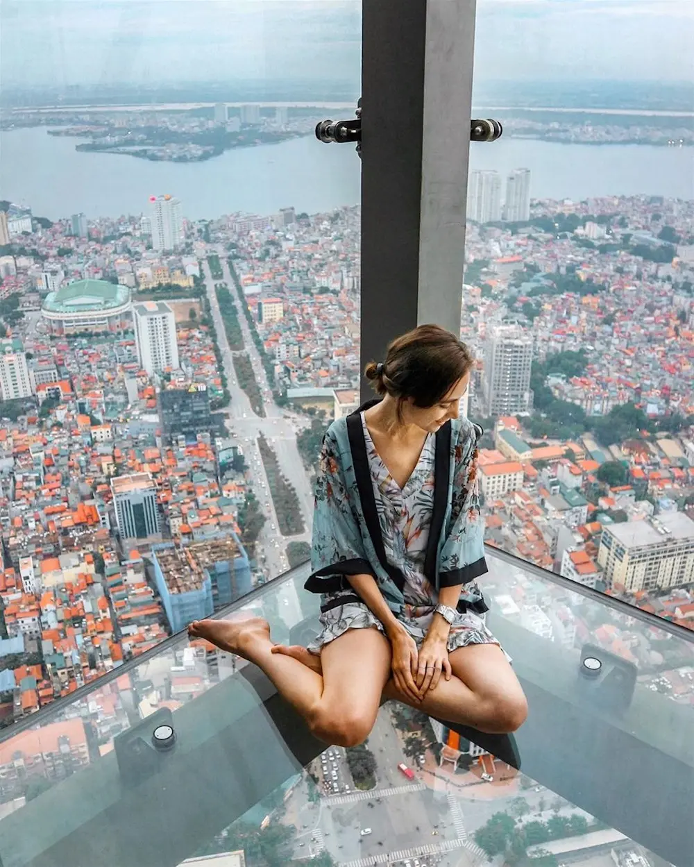 &lsquo;A l&ecirc; hấp&rsquo; 7 điểm sống ảo ở H&agrave; Nội cho nhiều tấm ảnh triệu tim 8