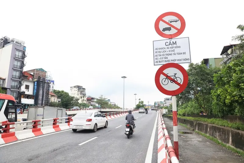Cầu Chương Dương: Công trình lịch sử kết nối hai bờ sông Hồng 9