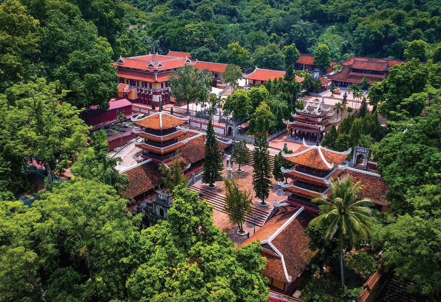 Chi&ecirc;m b&aacute;i ch&ugrave;a Hương: V&ugrave;ng &ldquo;đất thi&ecirc;ng&rdquo; nổi tiếng bao đời tại H&agrave; Nội 3
