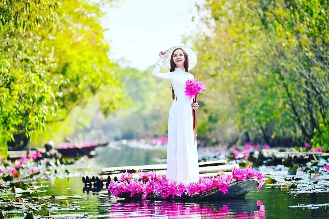 Chi&ecirc;m b&aacute;i ch&ugrave;a Hương: V&ugrave;ng &ldquo;đất thi&ecirc;ng&rdquo; nổi tiếng bao đời tại H&agrave; Nội 19