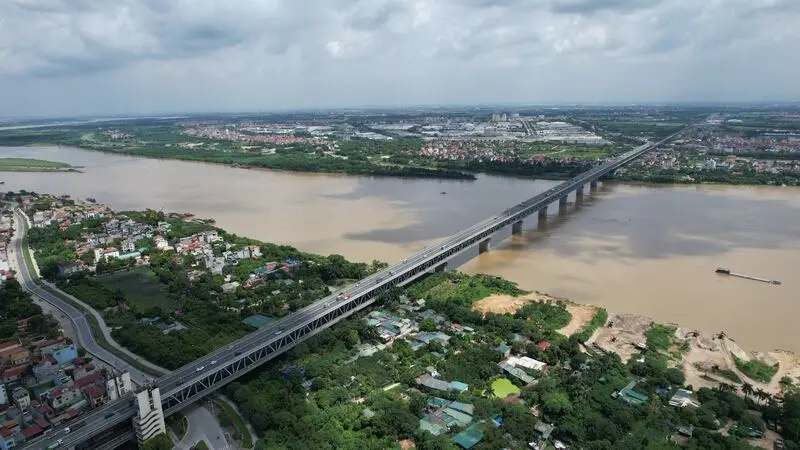 Chi&ecirc;m ngưỡng cầu Thăng Long: &ldquo;C&ocirc;ng tr&igrave;nh thế kỷ&rdquo; thời bấy giờ 2
