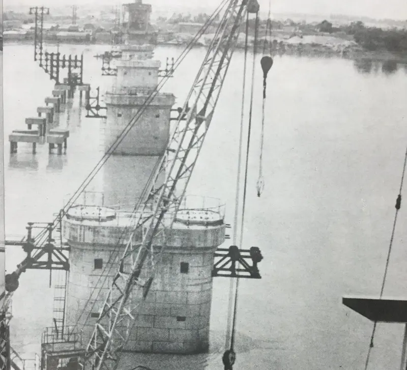 Chi&ecirc;m ngưỡng cầu Thăng Long: &ldquo;C&ocirc;ng tr&igrave;nh thế kỷ&rdquo; thời bấy giờ 4
