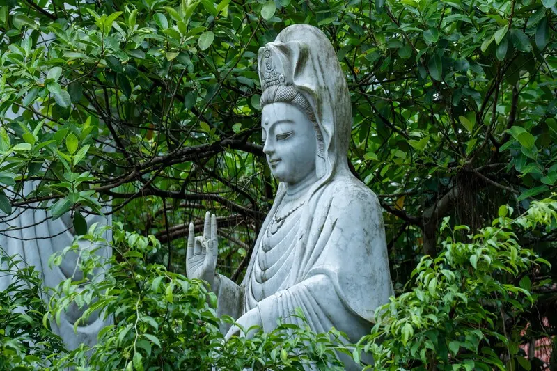 Ch&ugrave;a Khai Nguy&ecirc;n: Chốn t&acirc;m linh nức tiếng v&ugrave;ng Sơn T&acirc;y 13