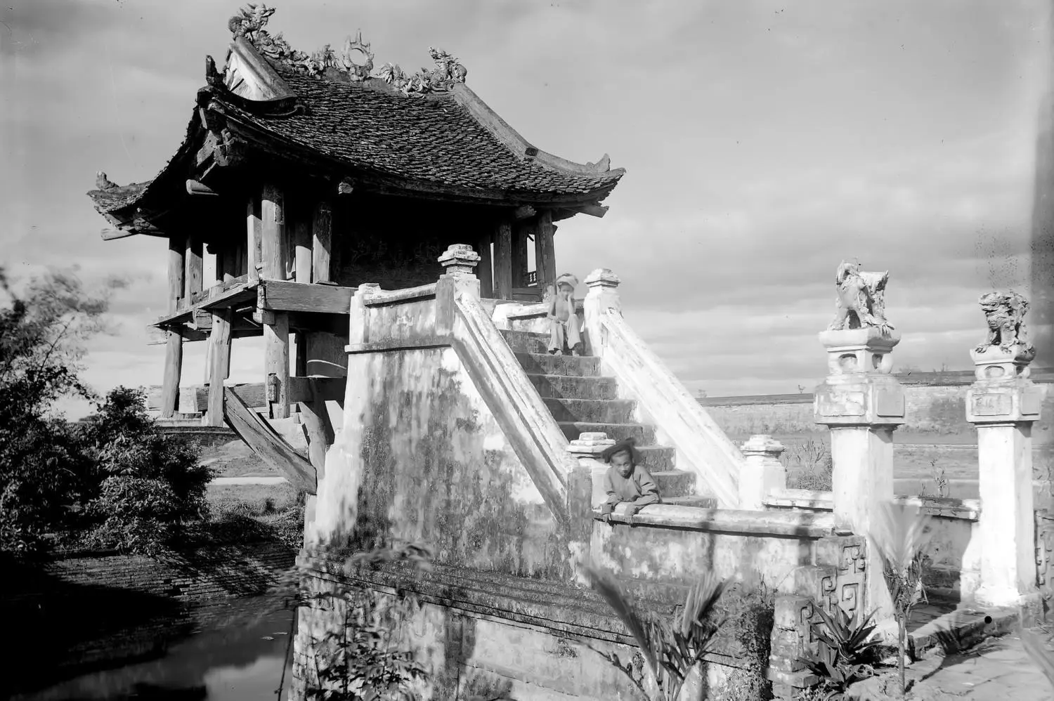 Ch&ugrave;a Một Cột - Ng&ocirc;i ch&ugrave;a c&oacute; kiến tr&uacute;c độc đ&aacute;o nhất Ch&acirc;u &Aacute; 5