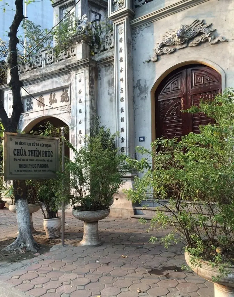 Ch&ugrave;a Thi&ecirc;n Ph&uacute;c di t&iacute;ch kiến tr&uacute;c, nghệ thuật giữa l&ograve;ng thủ đ&ocirc; 3