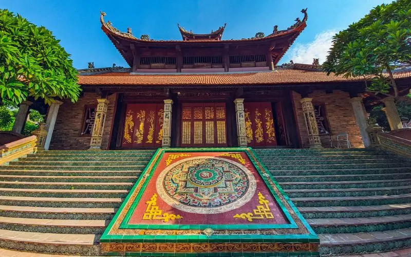 Ch&ugrave;a Ti&ecirc;u Dao: Ng&ocirc;i ch&ugrave;a gốm sứ mang đậm dấu ấn B&aacute;t Tr&agrave;ng 3